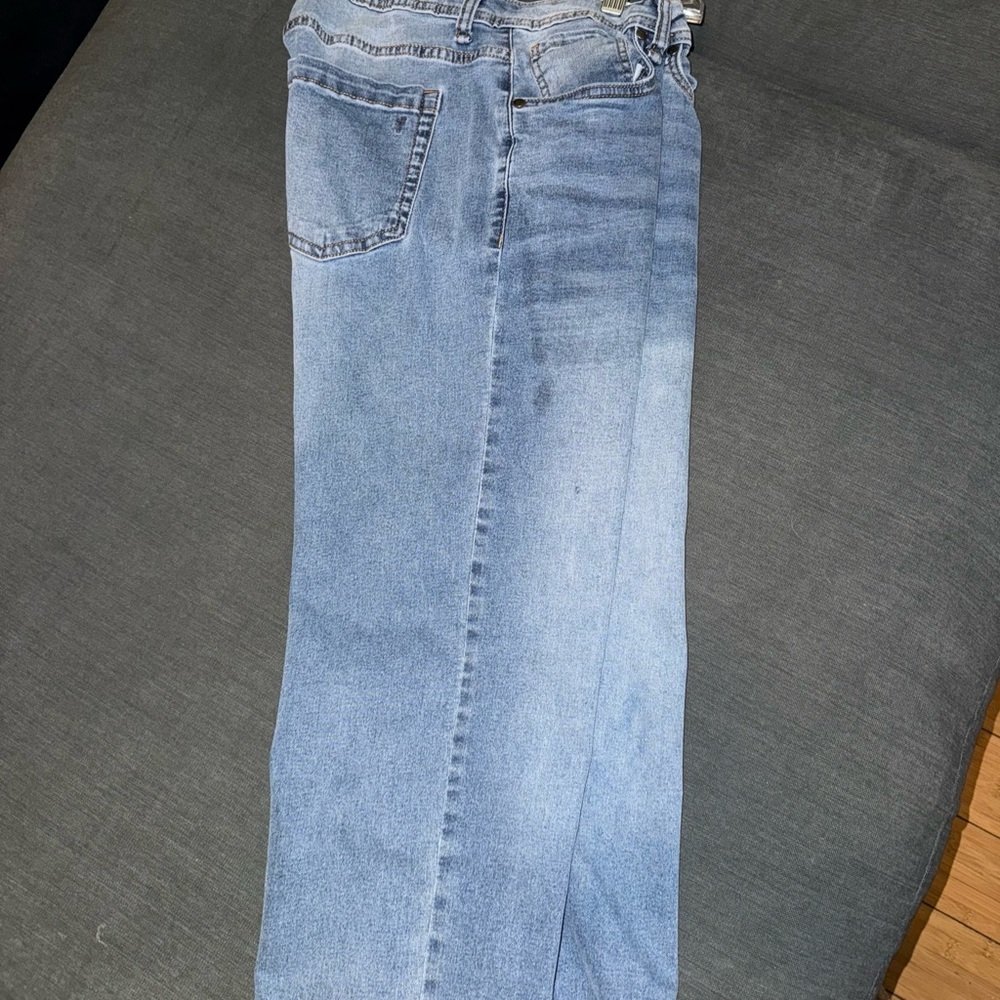 The Perfect Jean Sky Light Blue Athletic Fit 29x28